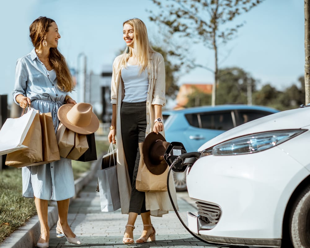 Top 5 Electric Cars Popular Among Women in the UAE